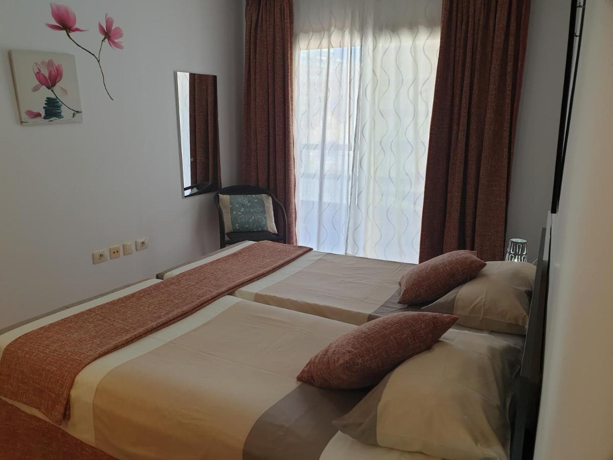 810 - Edif Aguamarina - Vacation Rental Home In The Coast Line Of Golf Del Sur San Miguel de Abona Luaran gambar